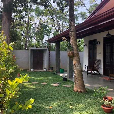 Lohas Villa Hiriketiya Диквела Екстериор снимка