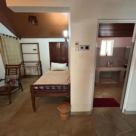 Lohas Villa Hiriketiya Диквела Екстериор снимка