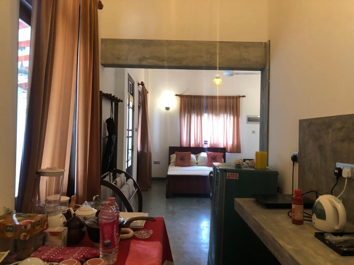 Lohas Villa Hiriketiya Диквела Екстериор снимка