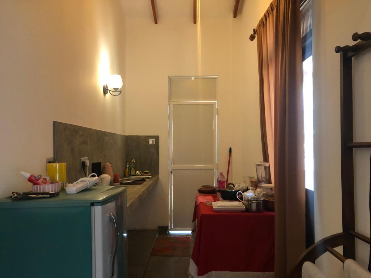 Lohas Villa Hiriketiya Диквела Екстериор снимка